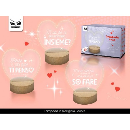 LAMPADA PLEXI CUORE BASE LEGNO USB [9110063-00.jpg]