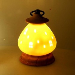LANTERNA CERAMICA BIANCA CON LED h14cm CON BASE IN LEGNO [9010127-10.jpg]