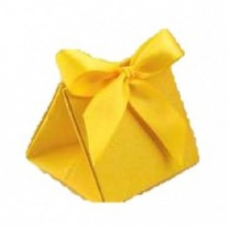 ---SCATOLA TRIANGOLARE 6X6X6 GIALLA [0147019-00.jpg]